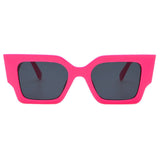 New Retro-styled Trendy and Stylish Anti-UV Sunglasses With an Original Design