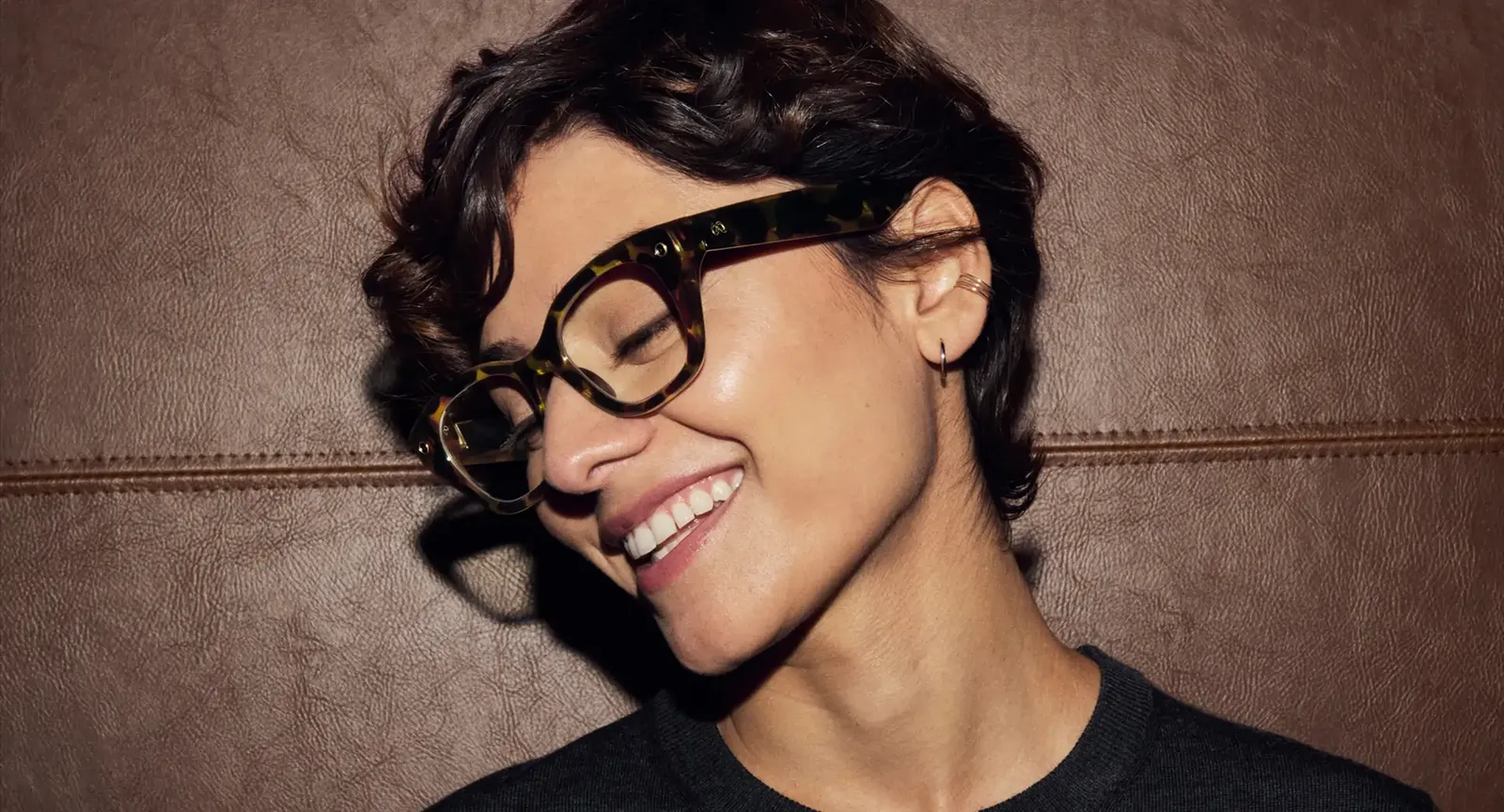 Capri Meta AI Glasses – Espresso Tortoise Clear (view 2)