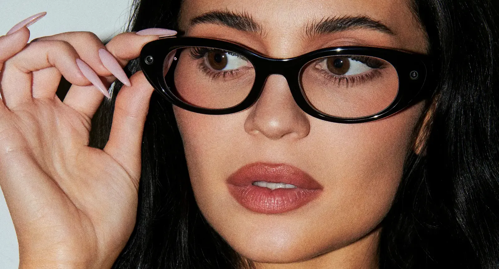 Starfire Kylie Edition Meta AI Glasses – Classic Black Clear to Grey Transitions