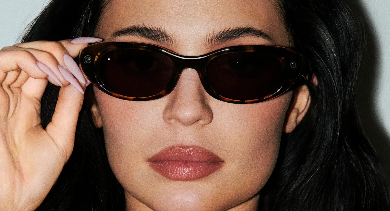 Starfire Kylie Edition Meta AI Glasses – Dark Tortoise Chocolate (view 2)