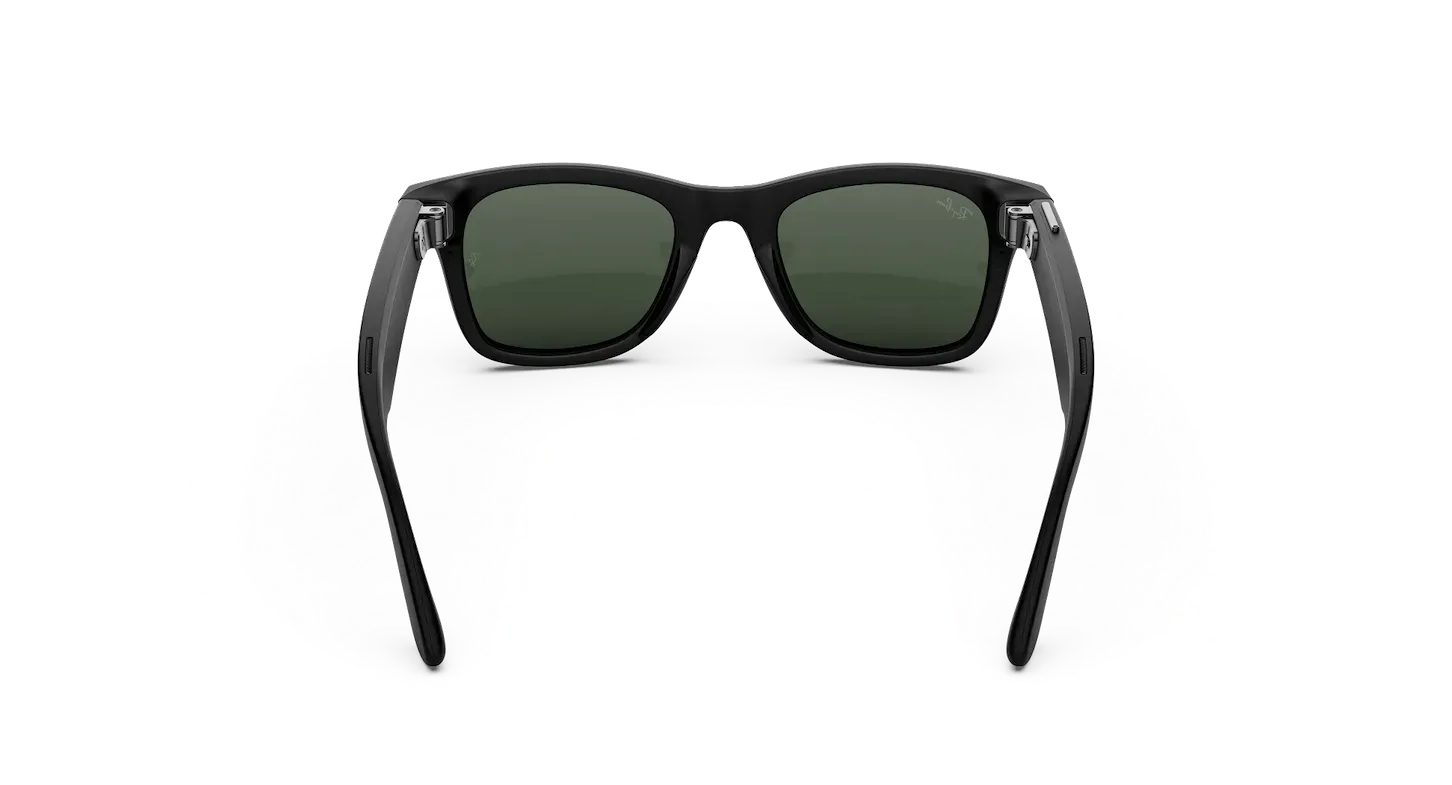 Ray-Ban Meta Wayfarer (Gen 3) – Matte Black Transitions Graphite Green (view 3)